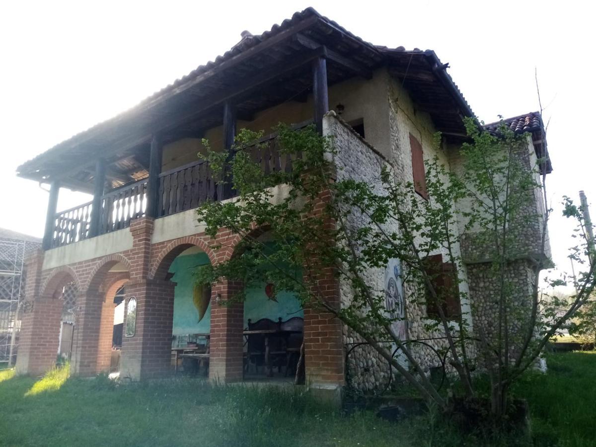 阿斯蒂Casa Delle Foglie Sussurranti别墅 外观 照片