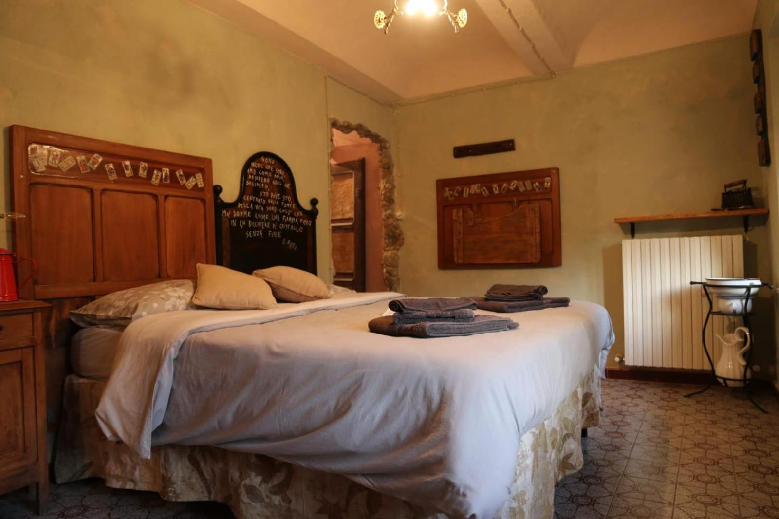 阿斯蒂Casa Delle Foglie Sussurranti别墅 外观 照片